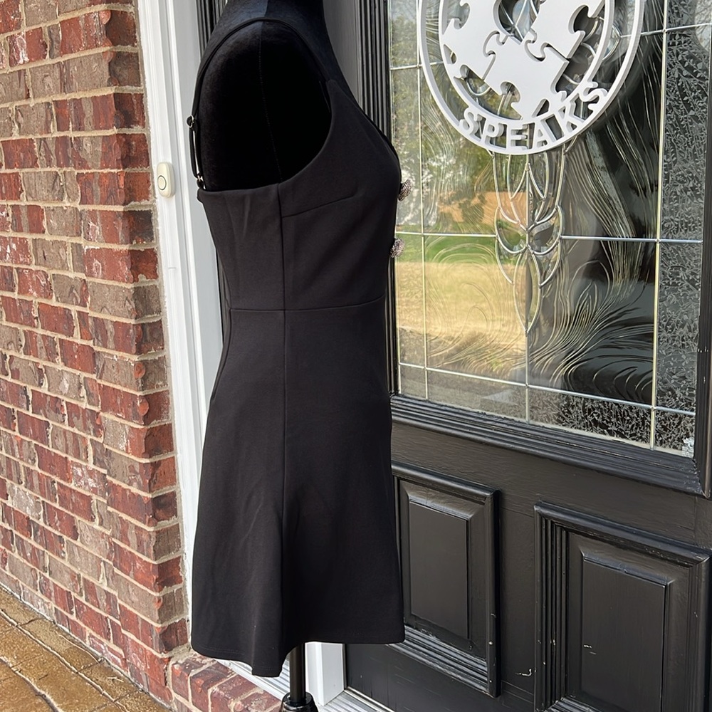 🤍🖤Lulu’s Rhinestone Bow LBD🖤🤍 - Picture 5 of 8